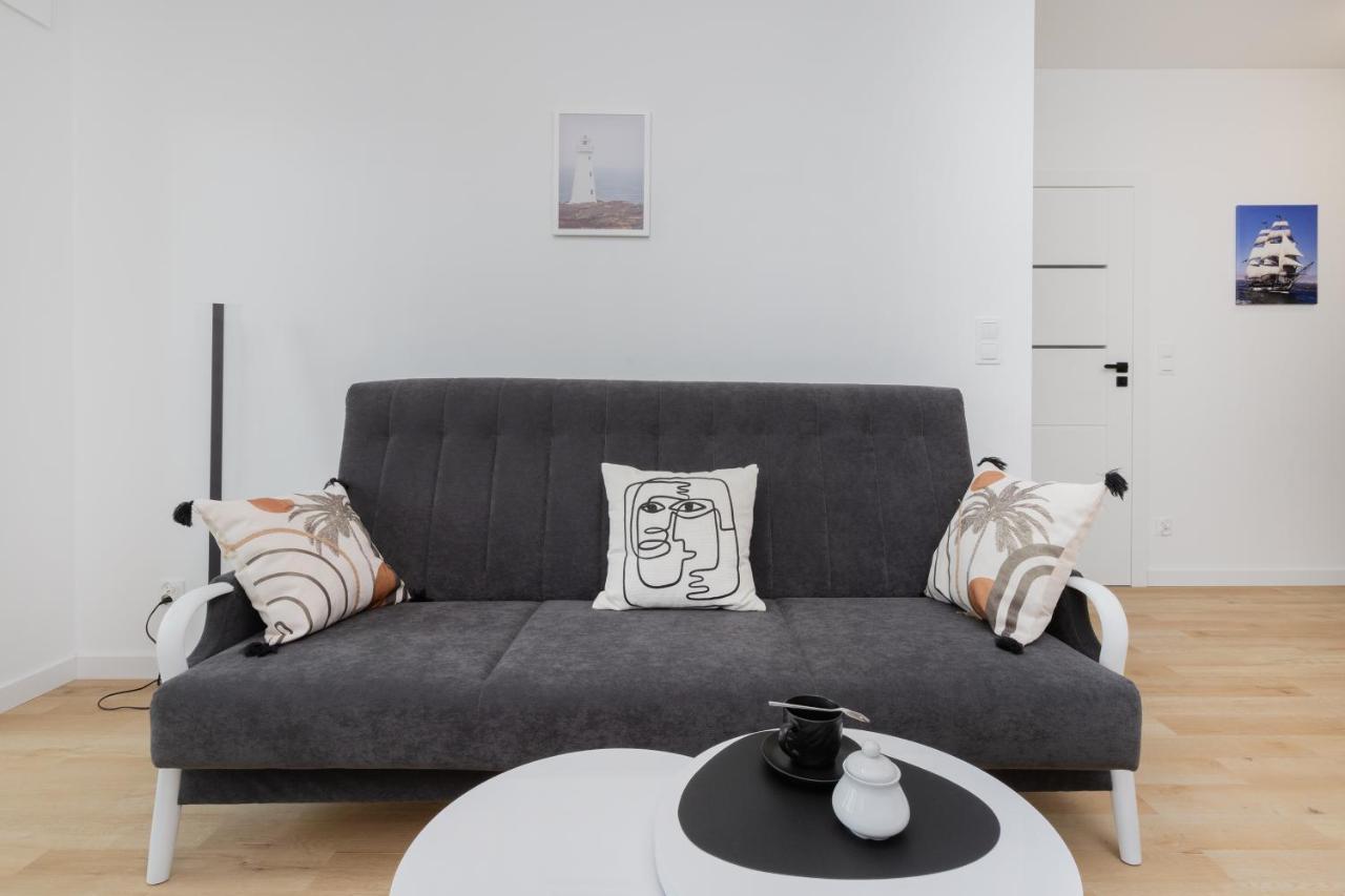 Plac Unii Apartment Gdynia By Noclegi Renters Exterior photo